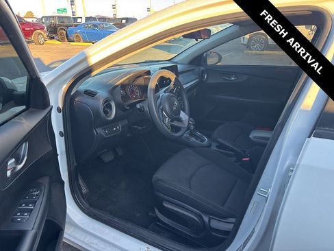 Used 2021 Kia Forte LXS image 5