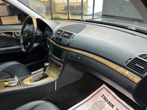 Used 2008 Mercedes-Benz E 350 4MATIC Sedan w/ Premium Pkg 1 image 26