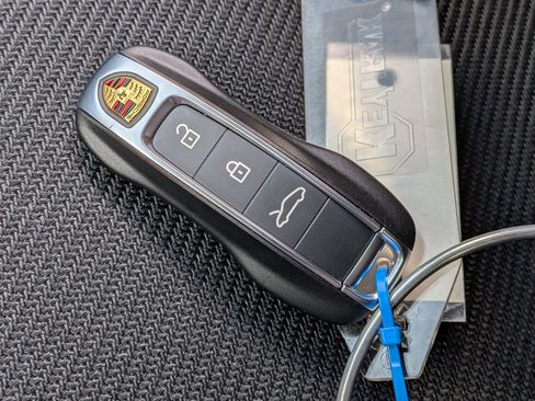 Certified 2026 Porsche 911 GT3 RWD image 38