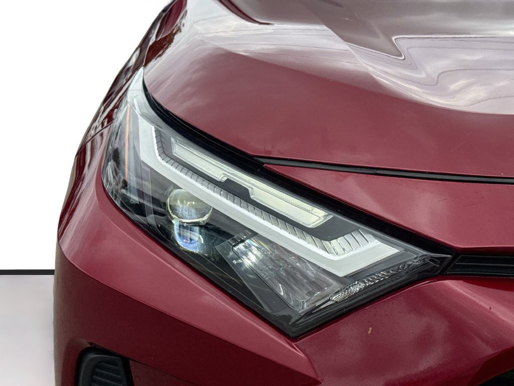 Used 2025 Toyota RAV4 XLE AWD/4WD image 35