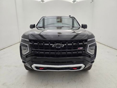 New 2025 Chevrolet Suburban Z71 w/ Z71 Off-Road Package image 40