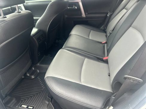 Used 2015 Toyota 4Runner SR5 Premium AWD/4WD image 25