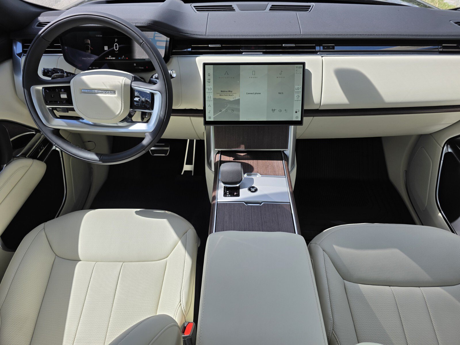 New 2026 Land Rover Range Rover SE AWD/4WD image 4