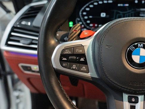 Used 2021 BMW X5 M w/ Competition Package image 40