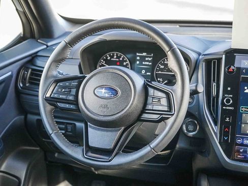 Used 2025 Subaru Forester Premium w/ Convenience Package #1 image 17