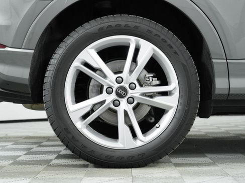 Certified 2024 Audi Q3 2.0T Premium image 10