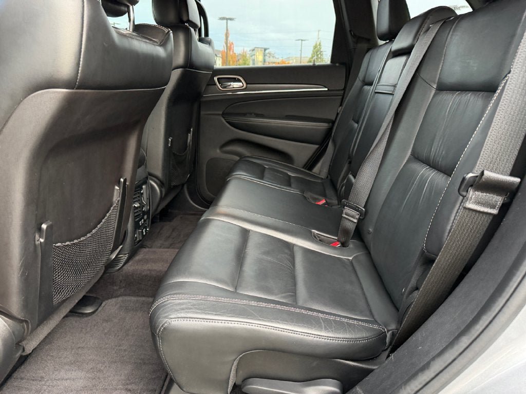 Used 2016 Jeep Grand Cherokee Limited AWD/4WD image 33