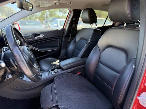 Used 2015 Mercedes-Benz GLA 250 4MATIC image 12
