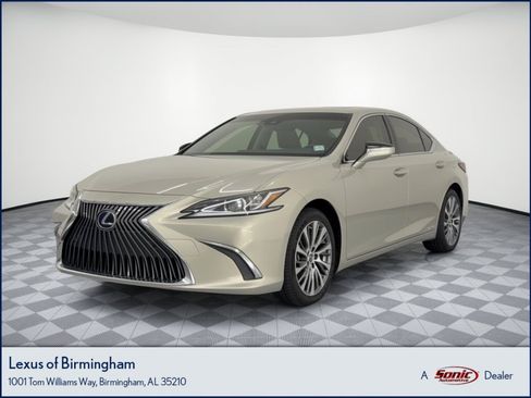 Used 2019 Lexus ES 300h w/ Premium Package FWD image 1