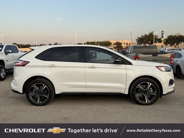Used 2023 Ford Edge ST AWD/4WD image 3