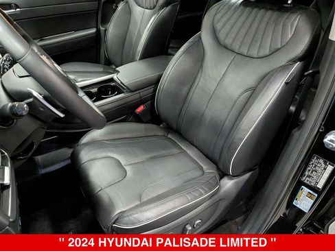 Used 2024 Hyundai Palisade Limited AWD/4WD image 13