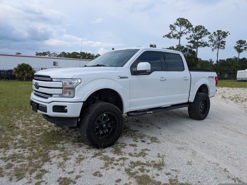 Used 2020 Ford F150 Lariat w/ Equipment Group 502A Luxury AWD/4WD image 8