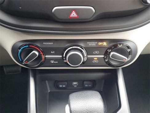 New 2025 Kia Soul LX image 32