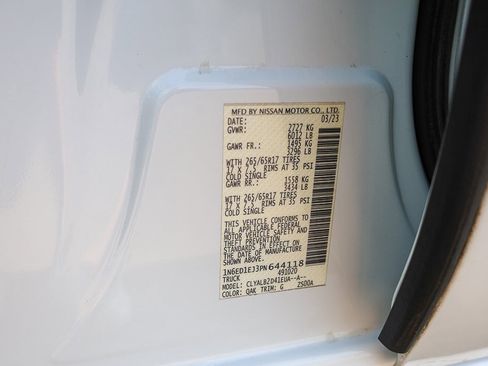 Used 2023 Nissan Frontier SV image 26