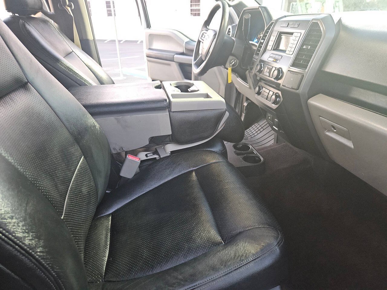 Used 2017 Ford F150 XLT RWD image 19