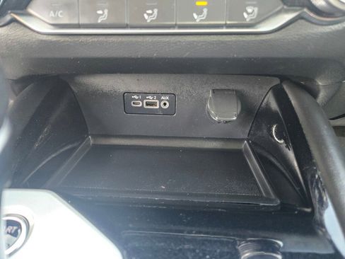 Used 2024 Nissan Altima 2.5 SR image 19