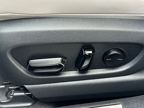 Certified 2024 Lexus UX 250h FWD image 15