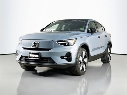 Certified 2023 Volvo C40 P8 Recharge Ultimate w/ Protection Package Premier image 3