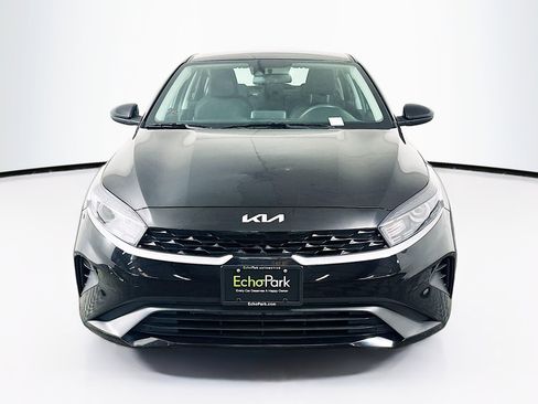 Used 2024 Kia Forte LXS image 2