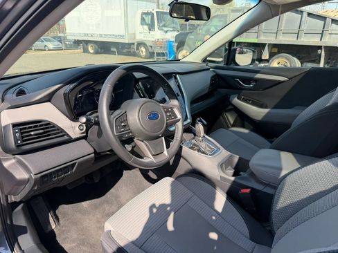 Used 2021 Subaru Outback Premium image 8