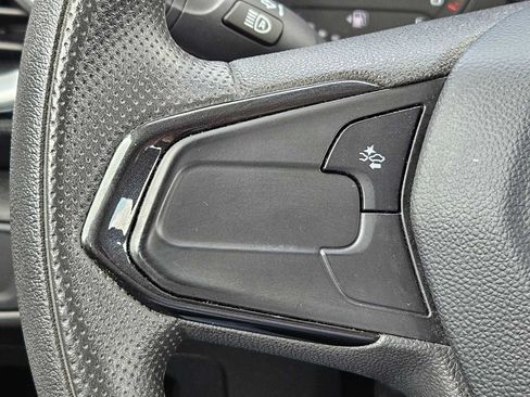 Used 2023 Chevrolet TrailBlazer LS FWD image 16