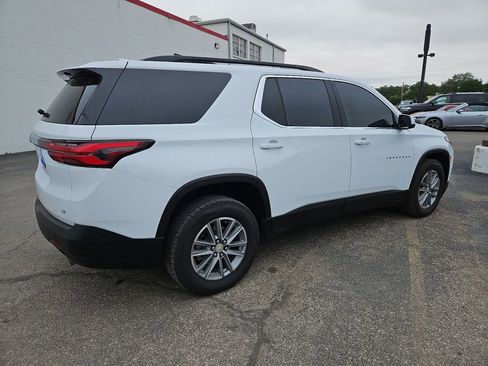 Used 2022 Chevrolet Traverse LT AWD/4WD image 11