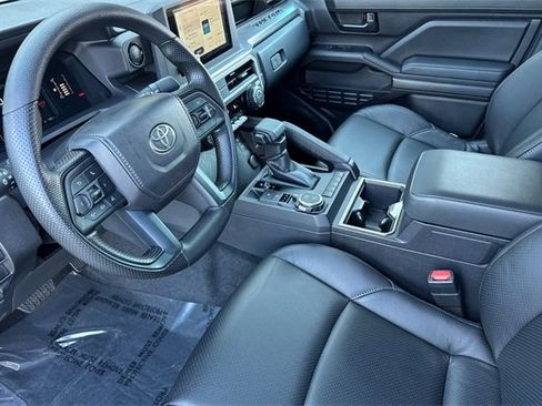 Used 2025 Toyota Tacoma SR5 image 10
