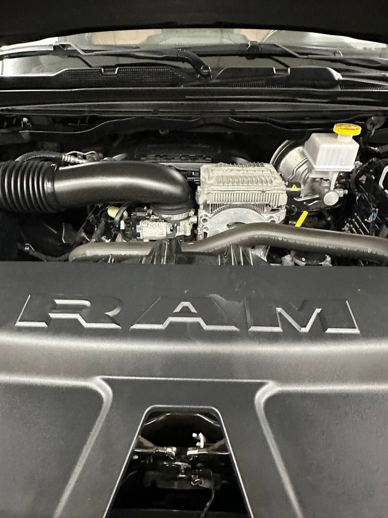 Used 2023 RAM 1500 Limited w/ Trailer Tow Group AWD/4WD image 7