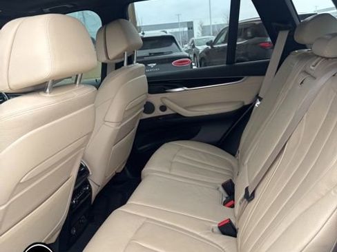 Used 2016 BMW X5 xDrive35d image 9