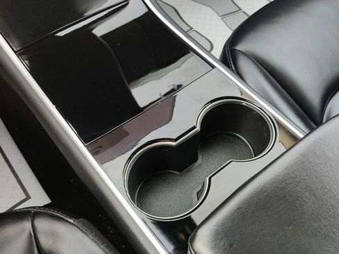 Used 2020 Tesla Model 3 Long Range image 33