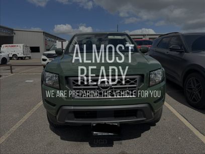Used 2022 Nissan Frontier SV w/ Technology Package