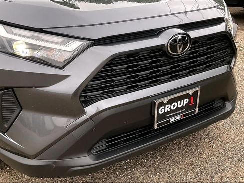 Used 2025 Toyota RAV4 LE image 29