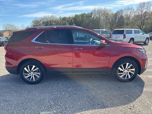 Used 2024 Chevrolet Equinox Premier AWD/4WD image 4