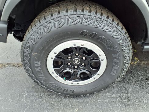 Used 2024 Ford Bronco Wildtrak AWD/4WD image 19