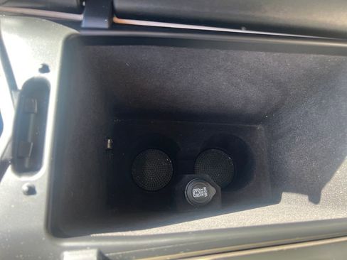 Used 2022 Maserati Levante GT image 25