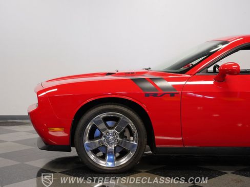 Used 2009 Dodge Challenger R/T image 23