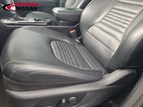 Used 2023 Kia Sportage SX image 32