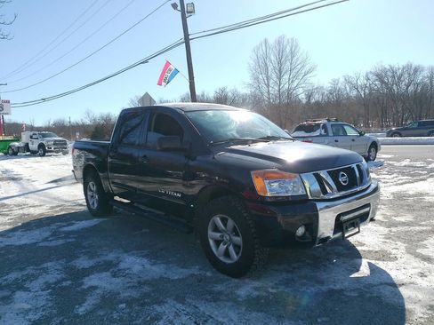Used 2012 Nissan Titan SV w/ SV Value Truck Pkg image 3