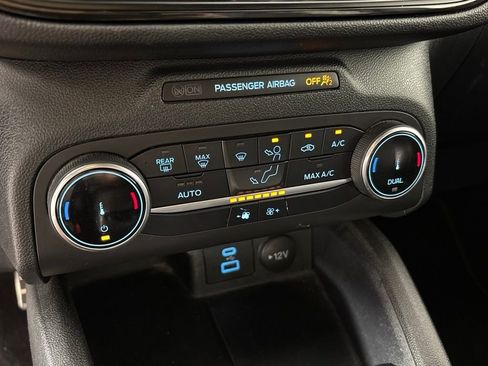 Used 2023 Ford Escape ST-Line FWD image 35