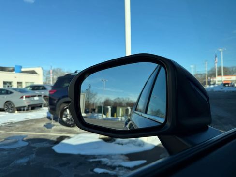 Used 2024 Honda CR-V EX-L image 23