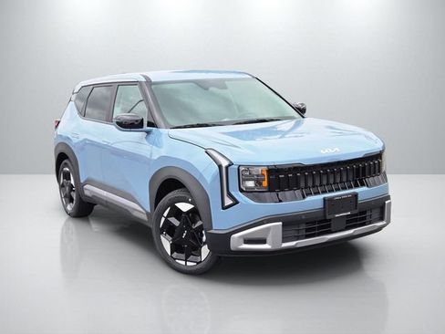 New 2027 Kia Seltos S FWD image 1