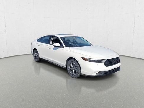 New 2026 Honda Accord EX-L image 2