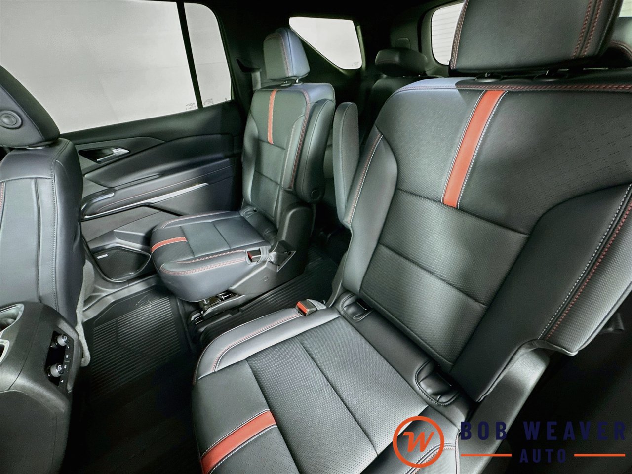 New 2026 Chevrolet Traverse RS w/ LPO, Floor Liner Package AWD/4WD image 29