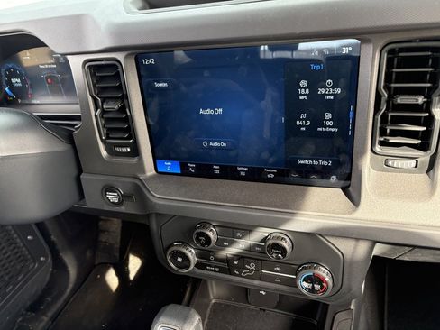 New 2025 Ford Bronco 2-Door image 20