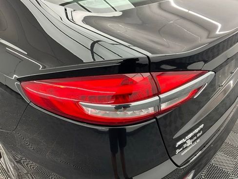 Used 2020 Ford Fusion SE image 20