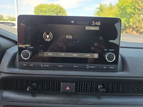 Used 2025 Honda CR-V LX image 15