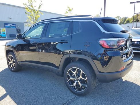 New 2026 Jeep Compass Limited image 4