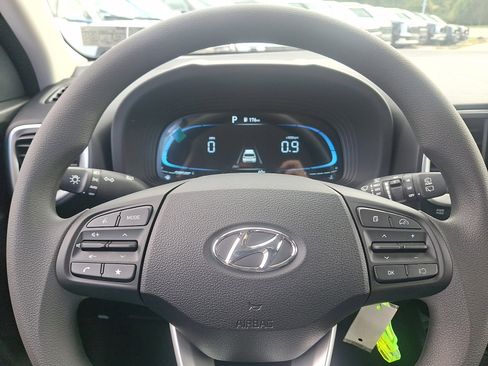 New 2026 Hyundai Venue SE image 15