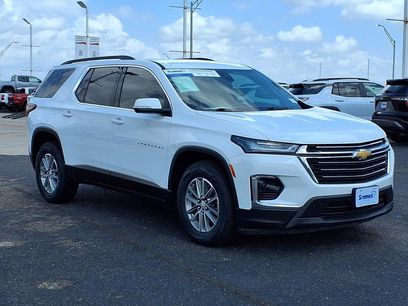 Used 2022 Chevrolet Traverse LT