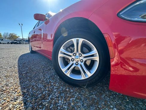 Used 2022 Dodge Charger SXT image 32